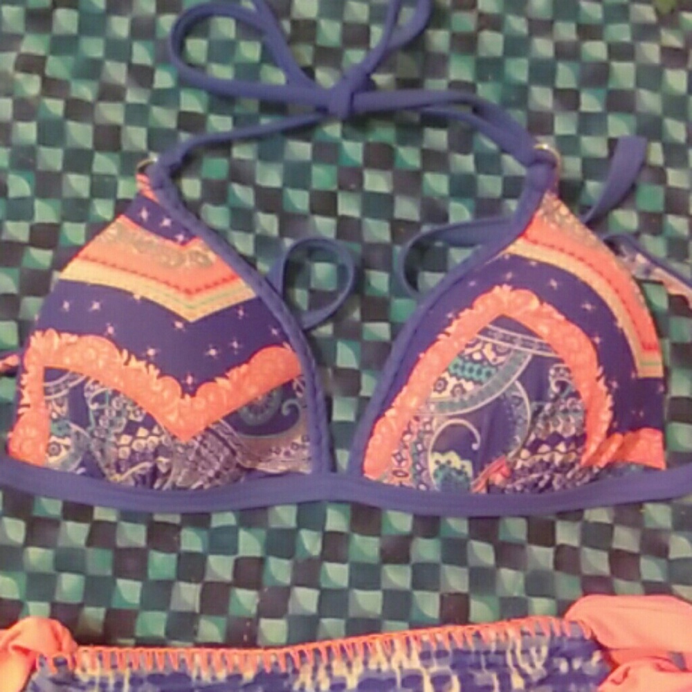 Swimsuit - Picture 2 of 2